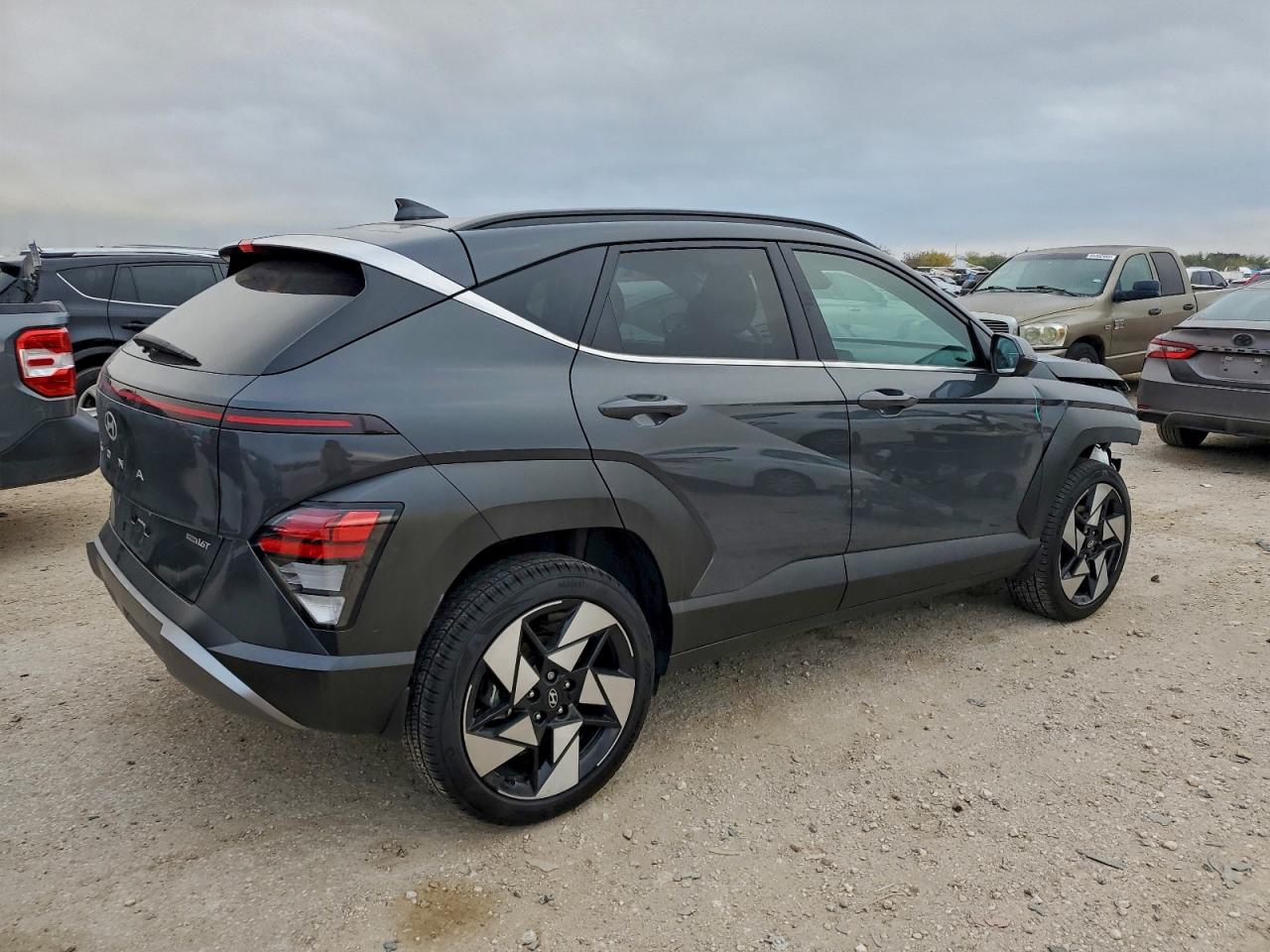 2024 HYUNDAI KONA LIMITED photo 3