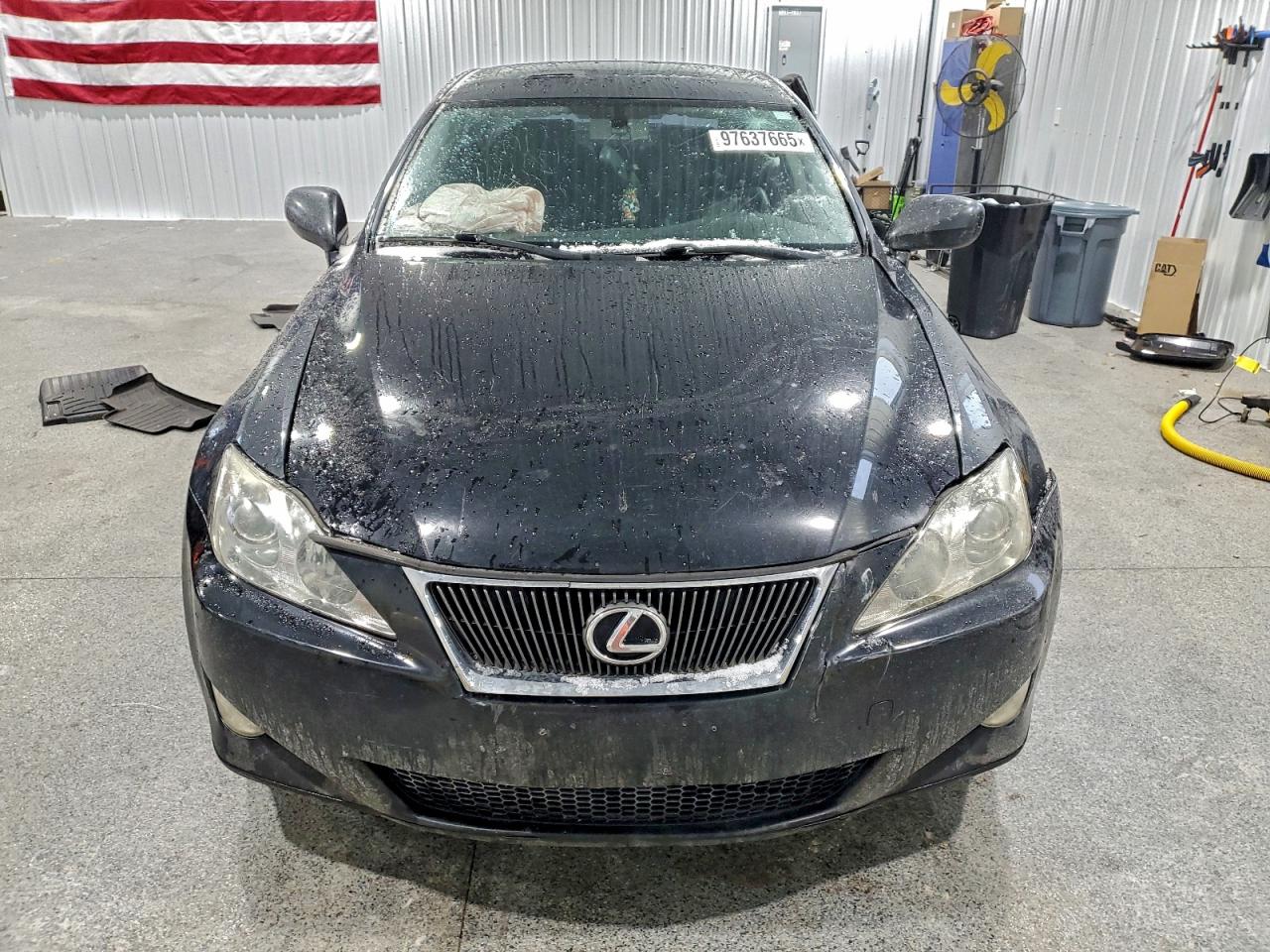 2007 LEXUS IS 250 photo 5