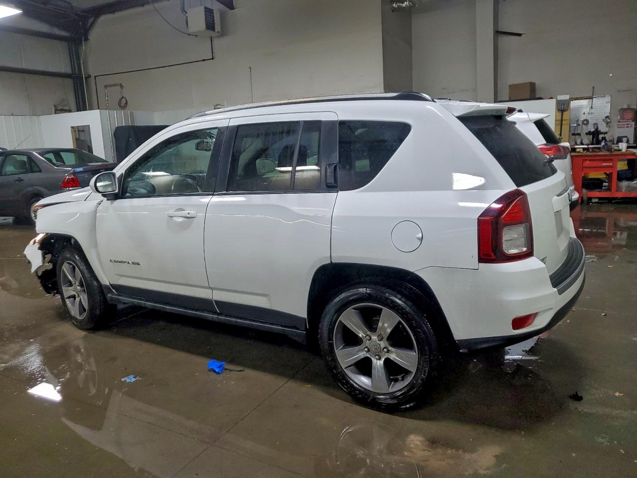 2016 JEEP COMPASS LATITUDE photo 2