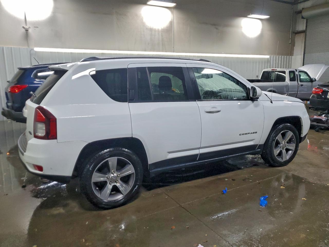 2016 JEEP COMPASS LATITUDE photo 3