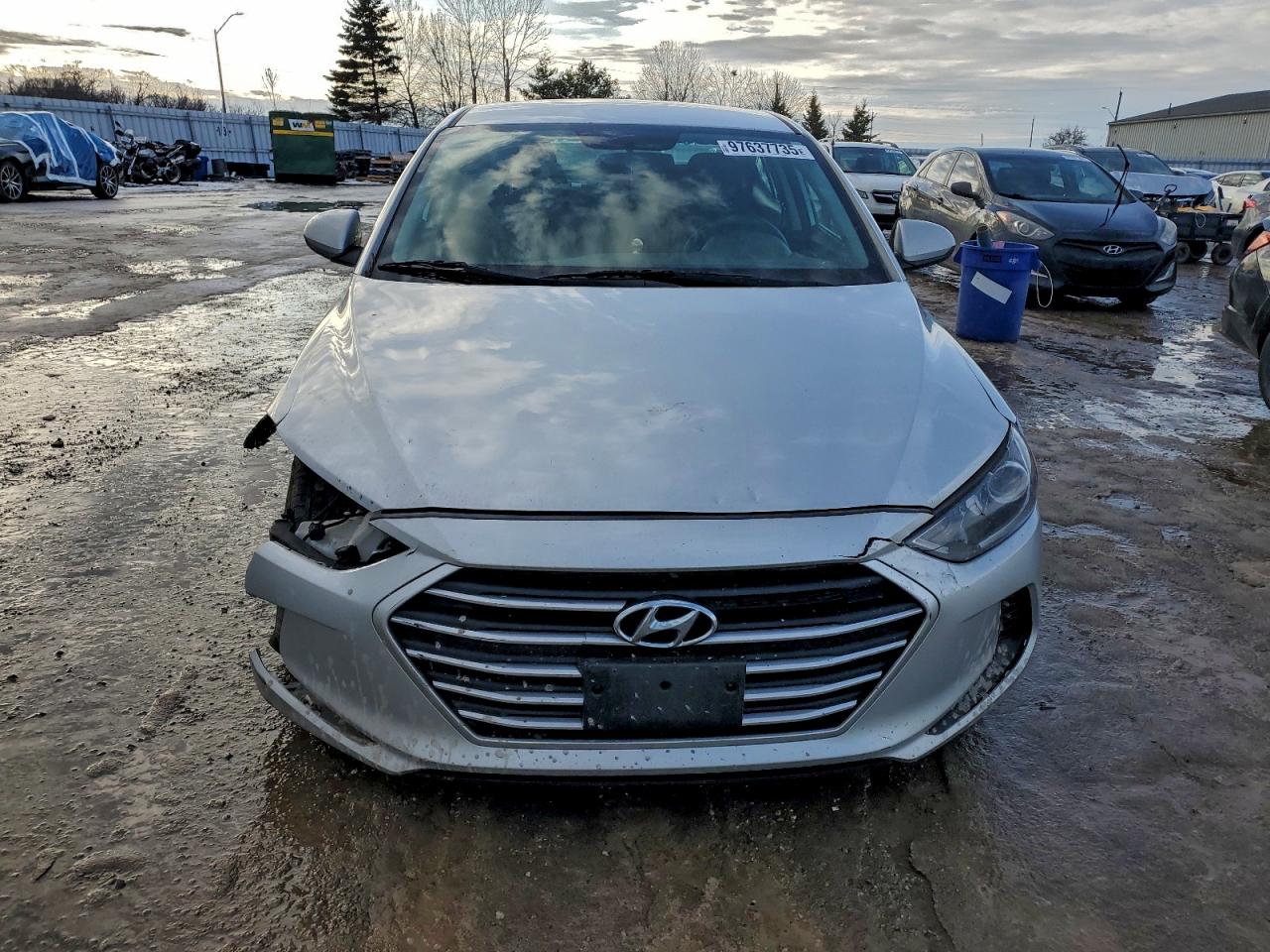 2018 HYUNDAI ELANTRA SE photo 5