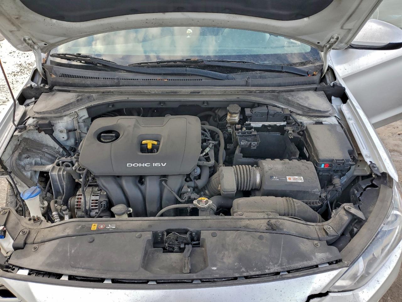 2018 HYUNDAI ELANTRA SE photo 11