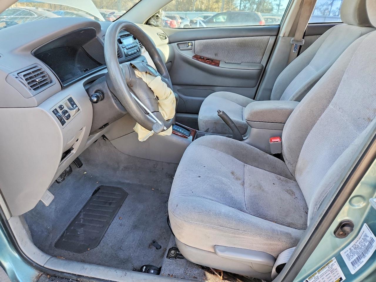 2006 TOYOTA COROLLA CE photo 7