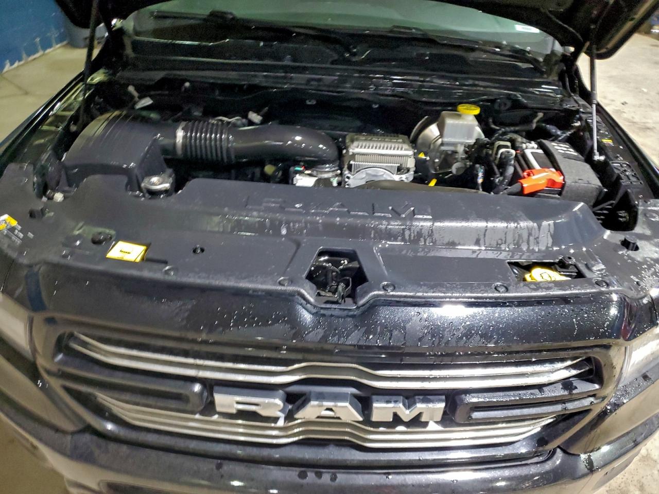 2023 RAM 1500 LARAMIE photo 11