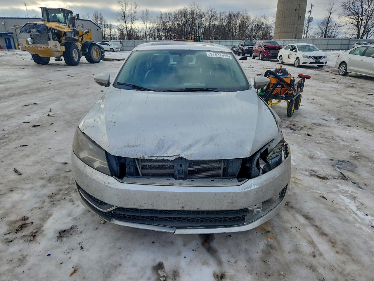 2012 VOLKSWAGEN PASSAT SE photo 5