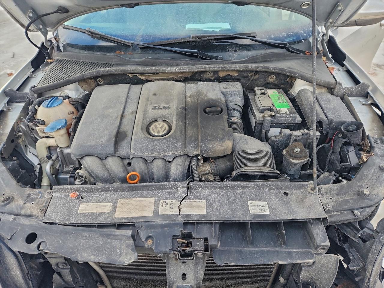 2012 VOLKSWAGEN PASSAT SE photo 11