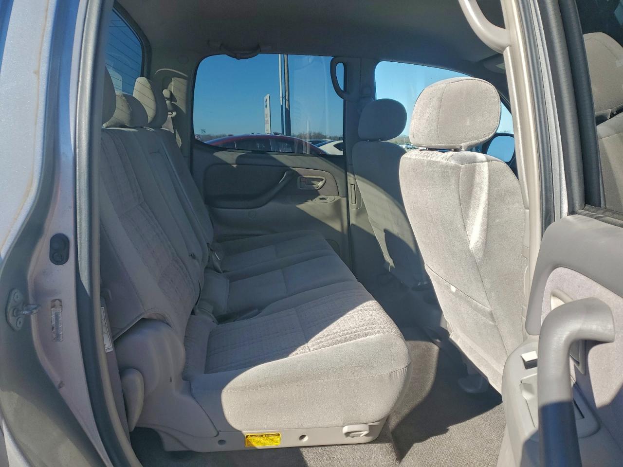 2004 TOYOTA TUNDRA DOUBLE CAB SR5 photo 10