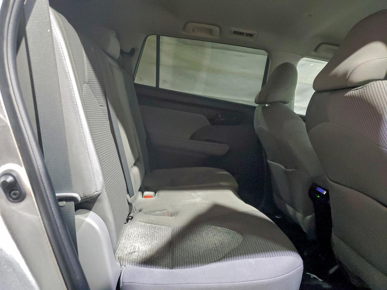 2022 TOYOTA HIGHLANDER L photo 11