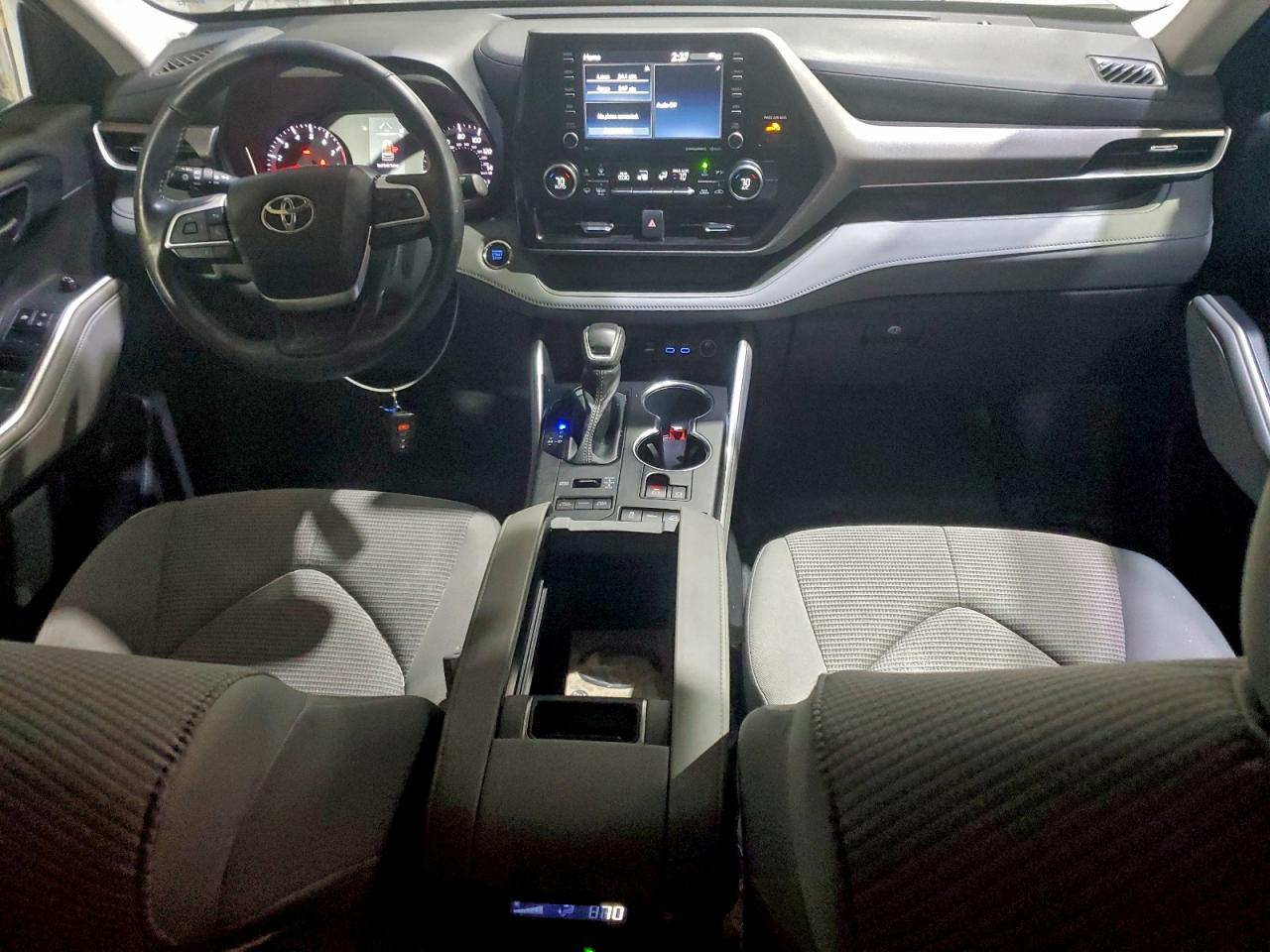 2022 TOYOTA HIGHLANDER L photo 8