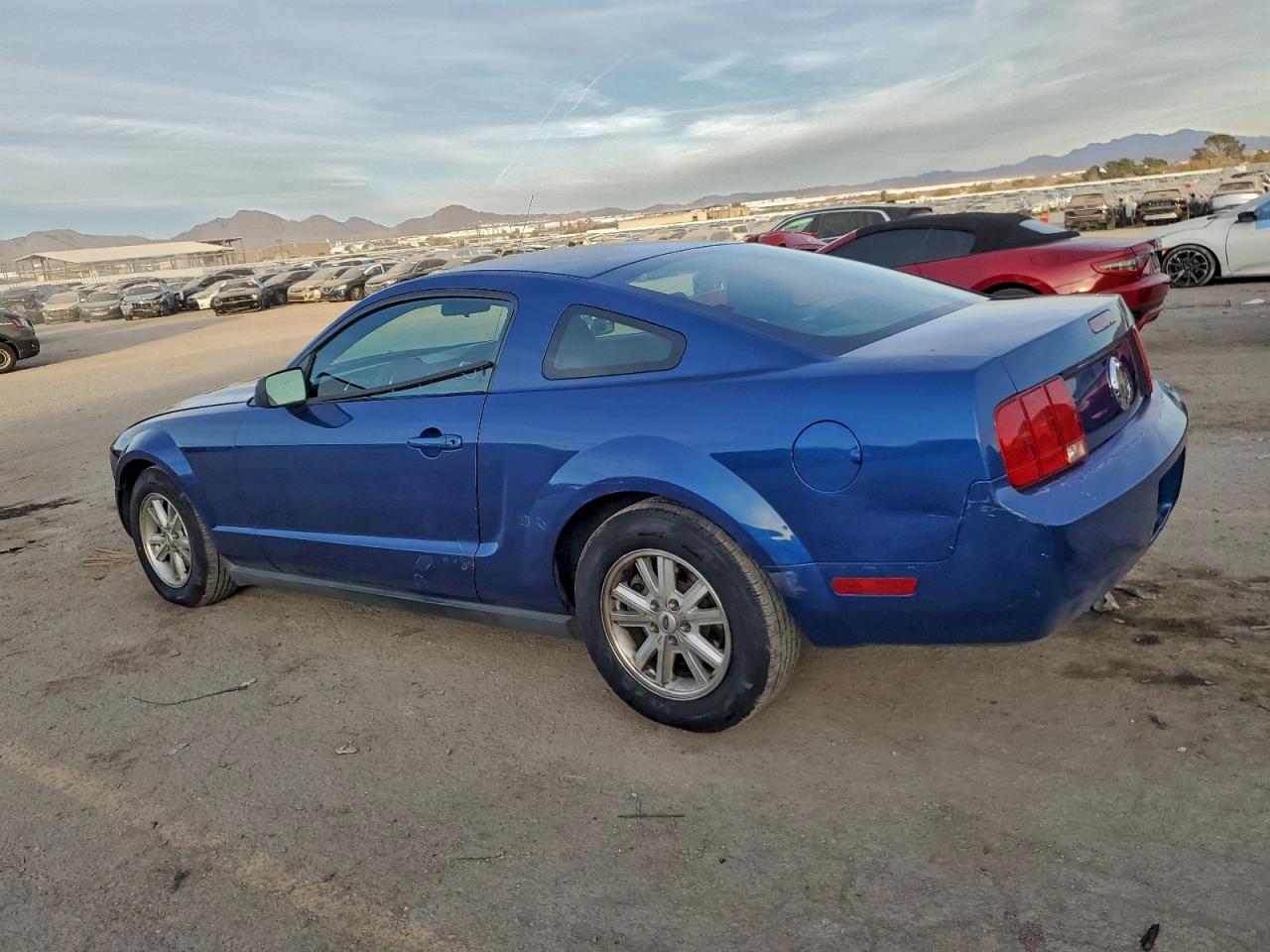 2006 FORD MUSTANG photo 2