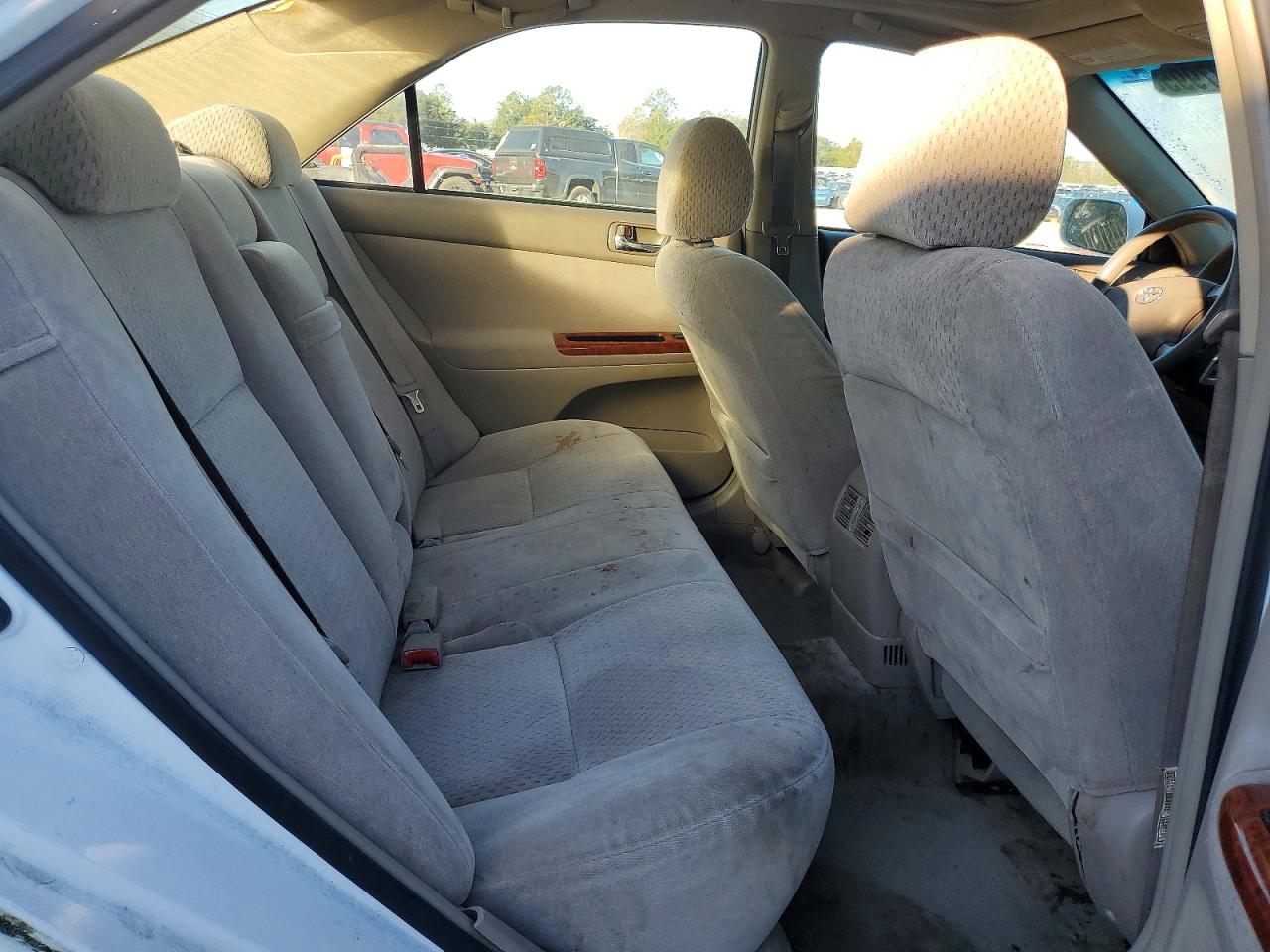 2003 TOYOTA CAMRY LE photo 10