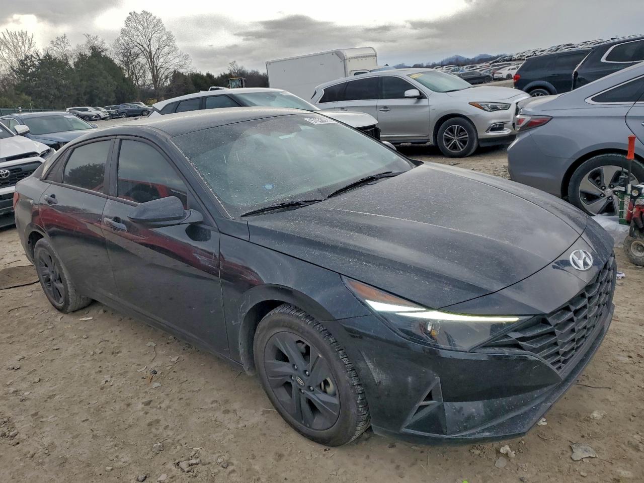 2023 HYUNDAI ELANTRA SEL photo 4