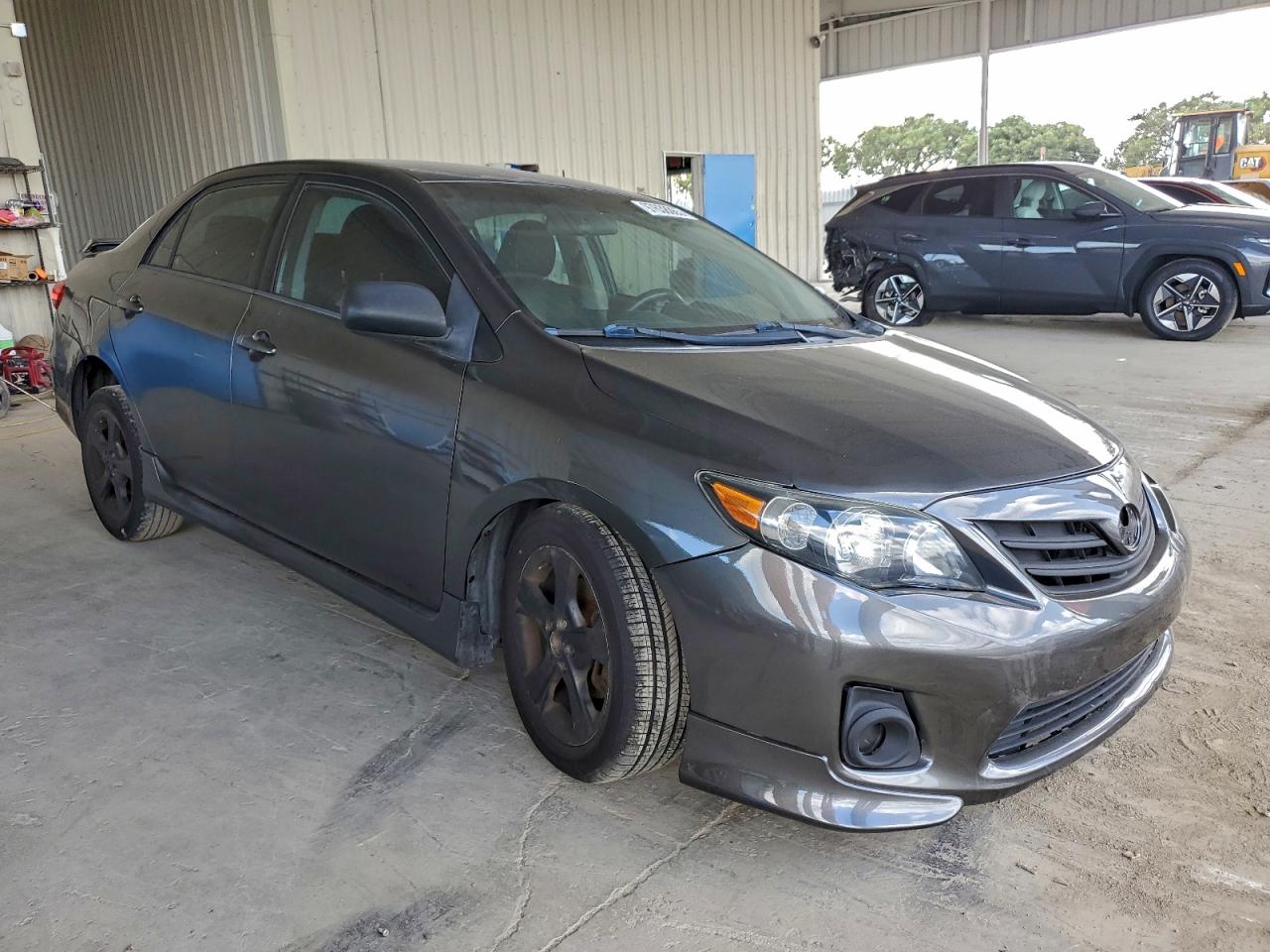 2013 TOYOTA COROLLA BASE photo 4