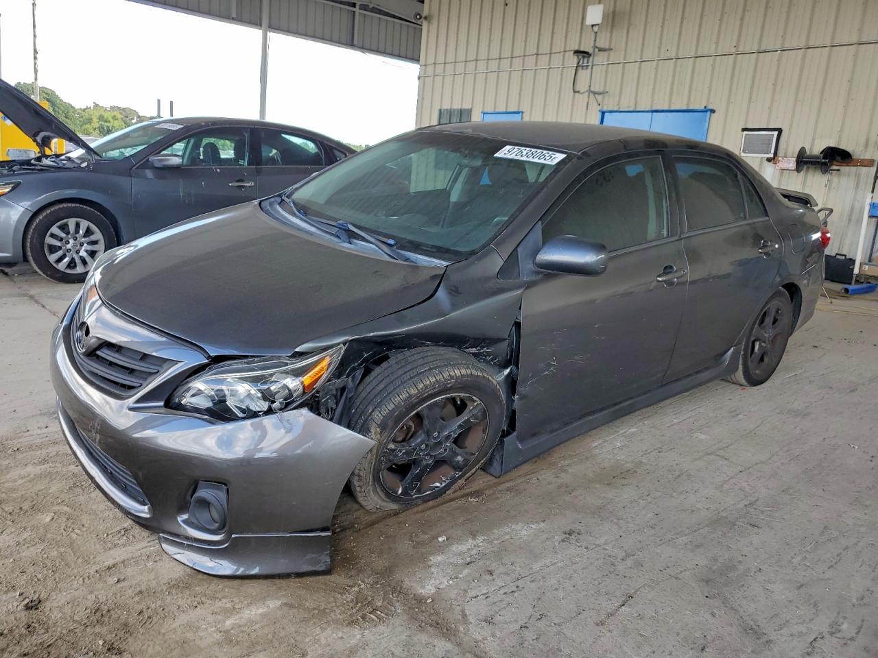 2013 TOYOTA COROLLA