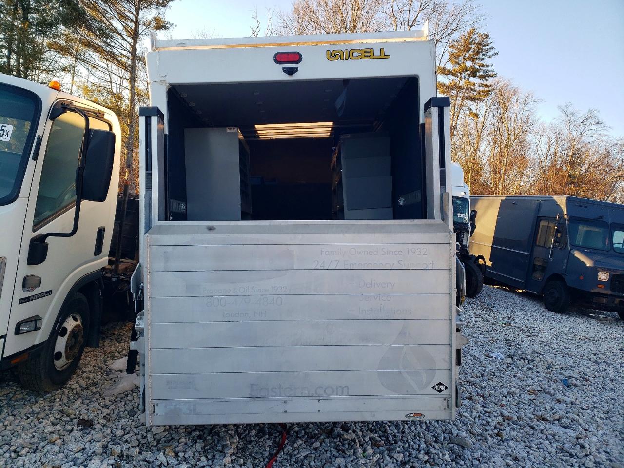 2024 GMC SAVANA DELIVERY TRUCK photo 11