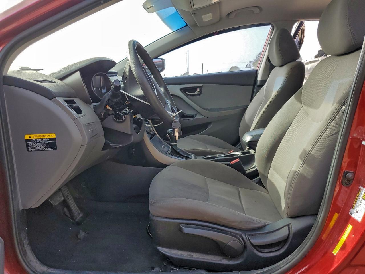 2016 HYUNDAI ELANTRA SE photo 7
