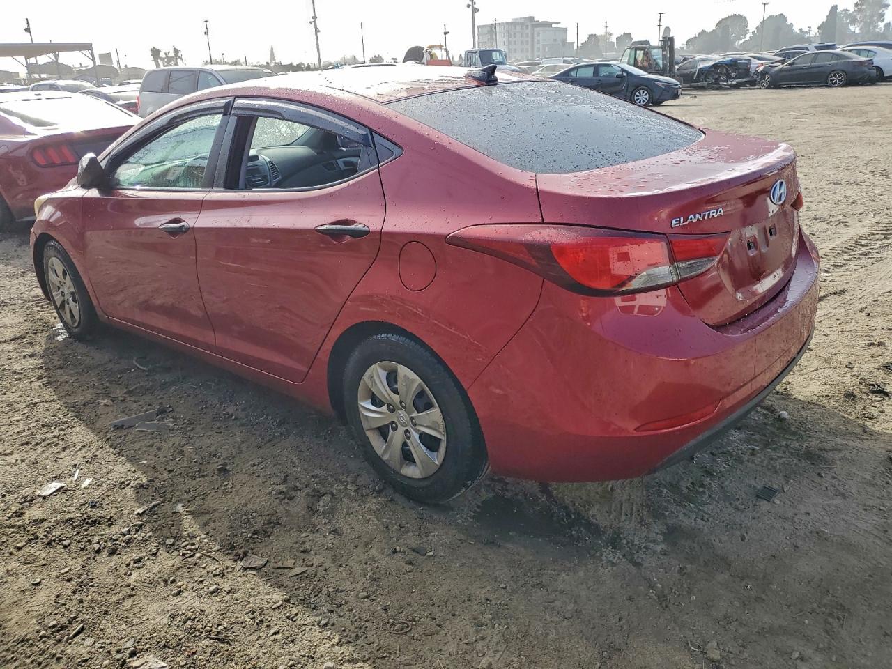 2016 HYUNDAI ELANTRA SE photo 2