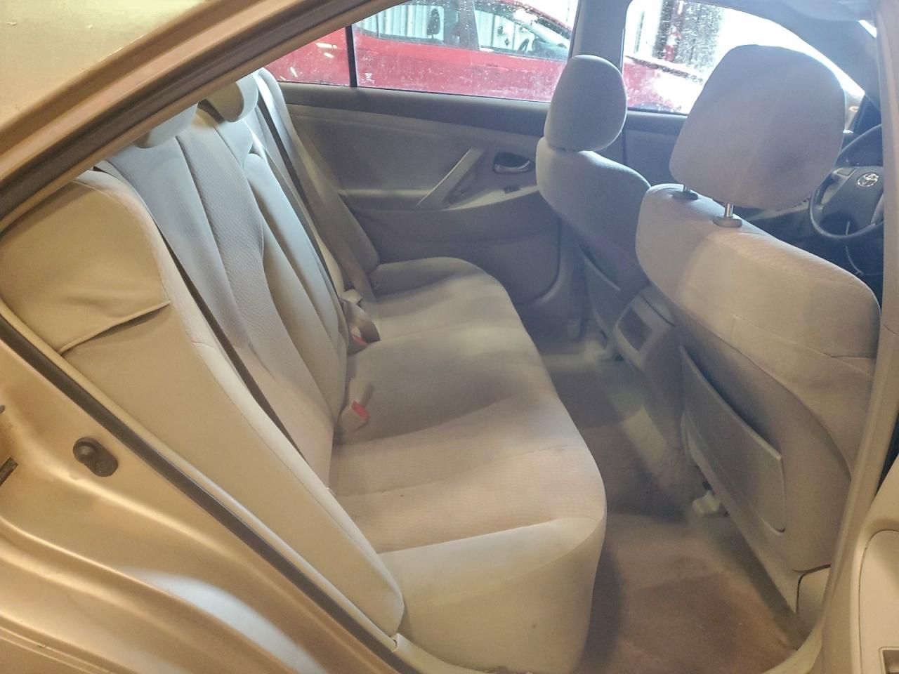 2010 TOYOTA CAMRY BASE photo 10