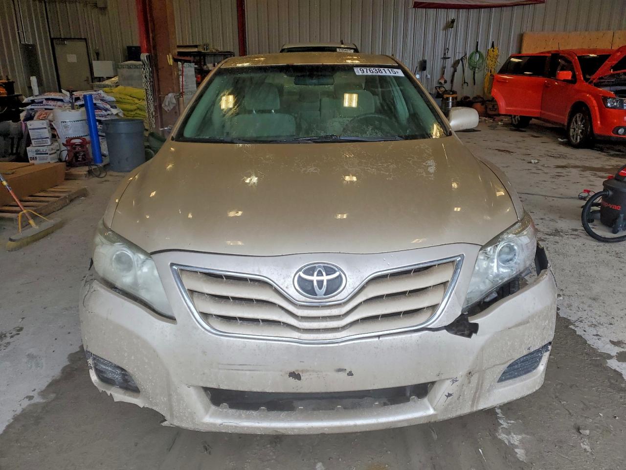 2010 TOYOTA CAMRY BASE photo 5