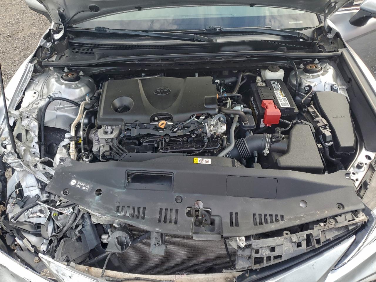 2021 TOYOTA CAMRY LE photo 11