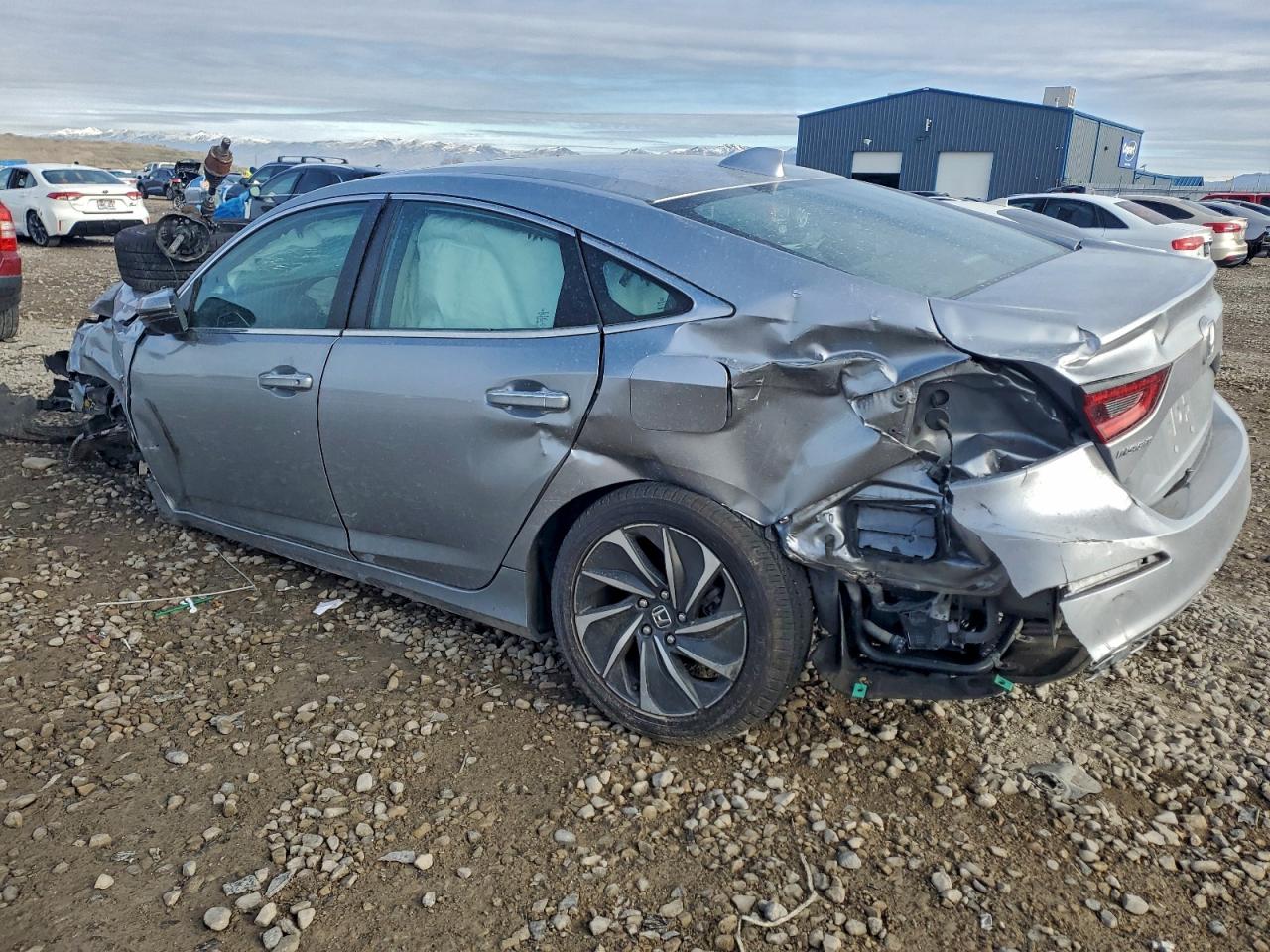 2019 HONDA INSIGHT TOURING photo 2