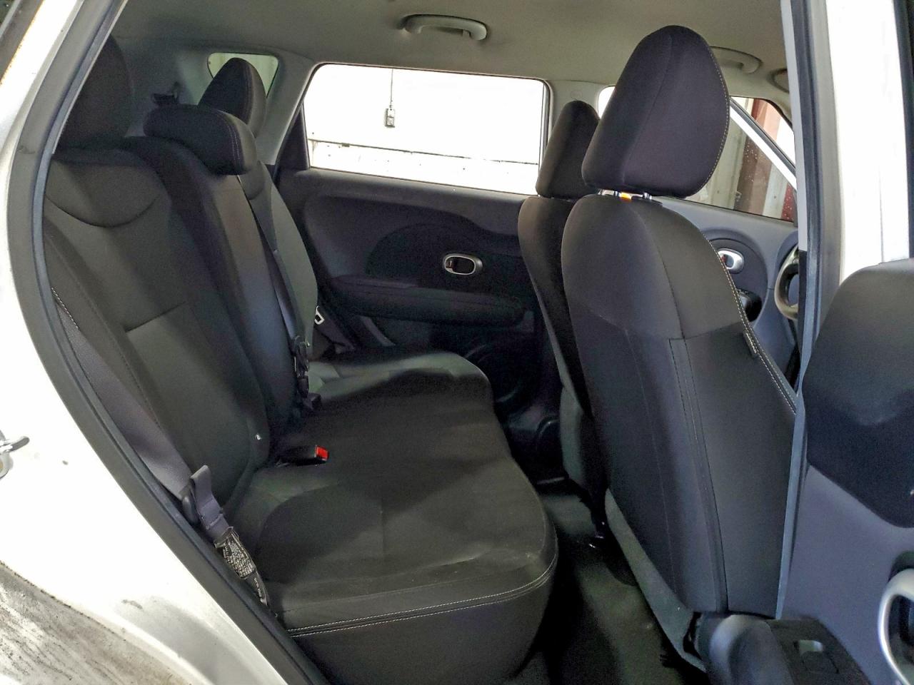 2016 KIA SOUL photo 11