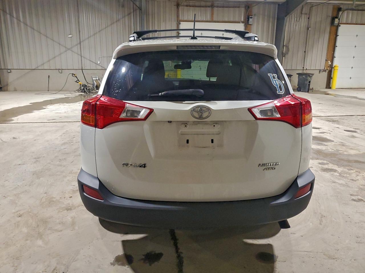 2015 TOYOTA RAV4 LIMITED photo 6