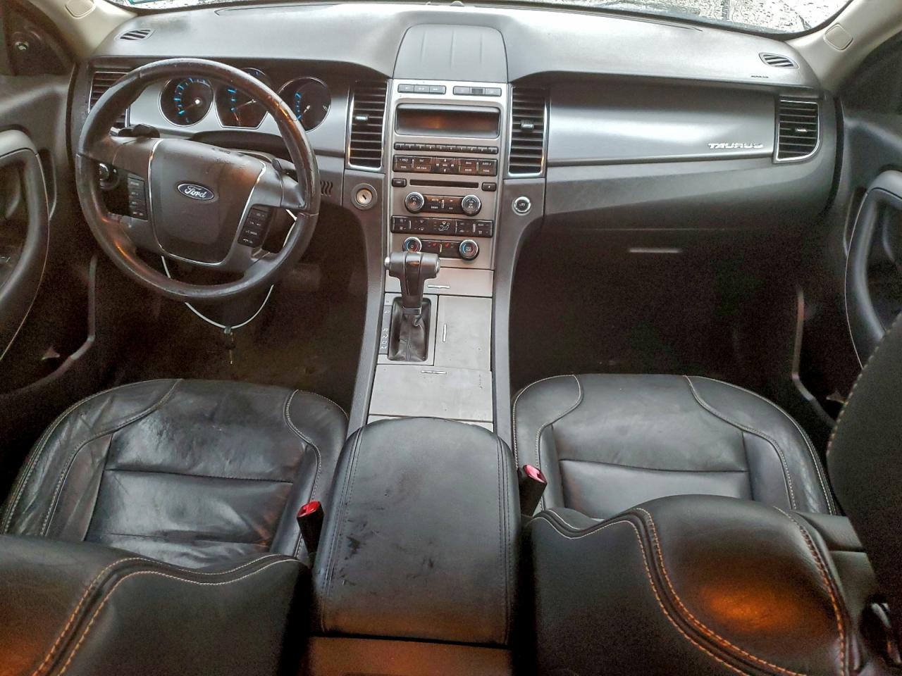 2012 FORD TAURUS SEL photo 8