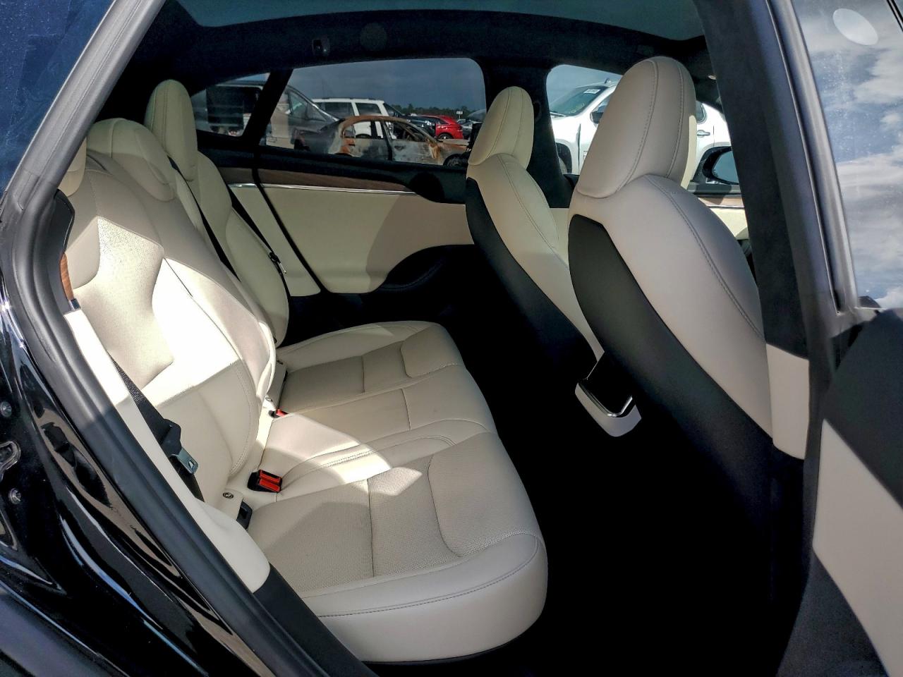 2023 TESLA MODEL S photo 10