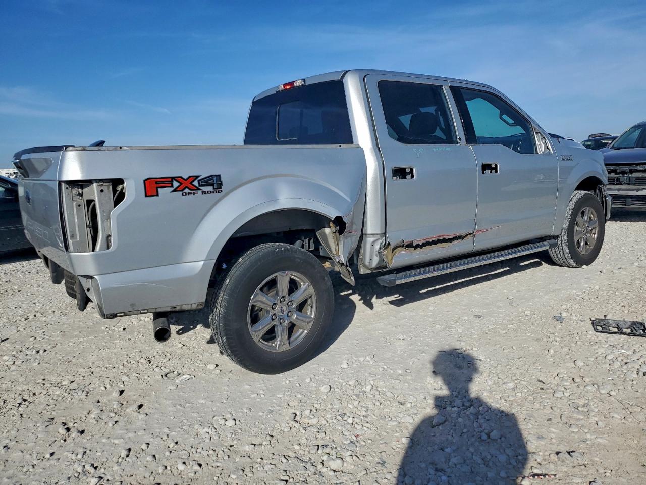 2018 FORD F150 SUPERCREW photo 3