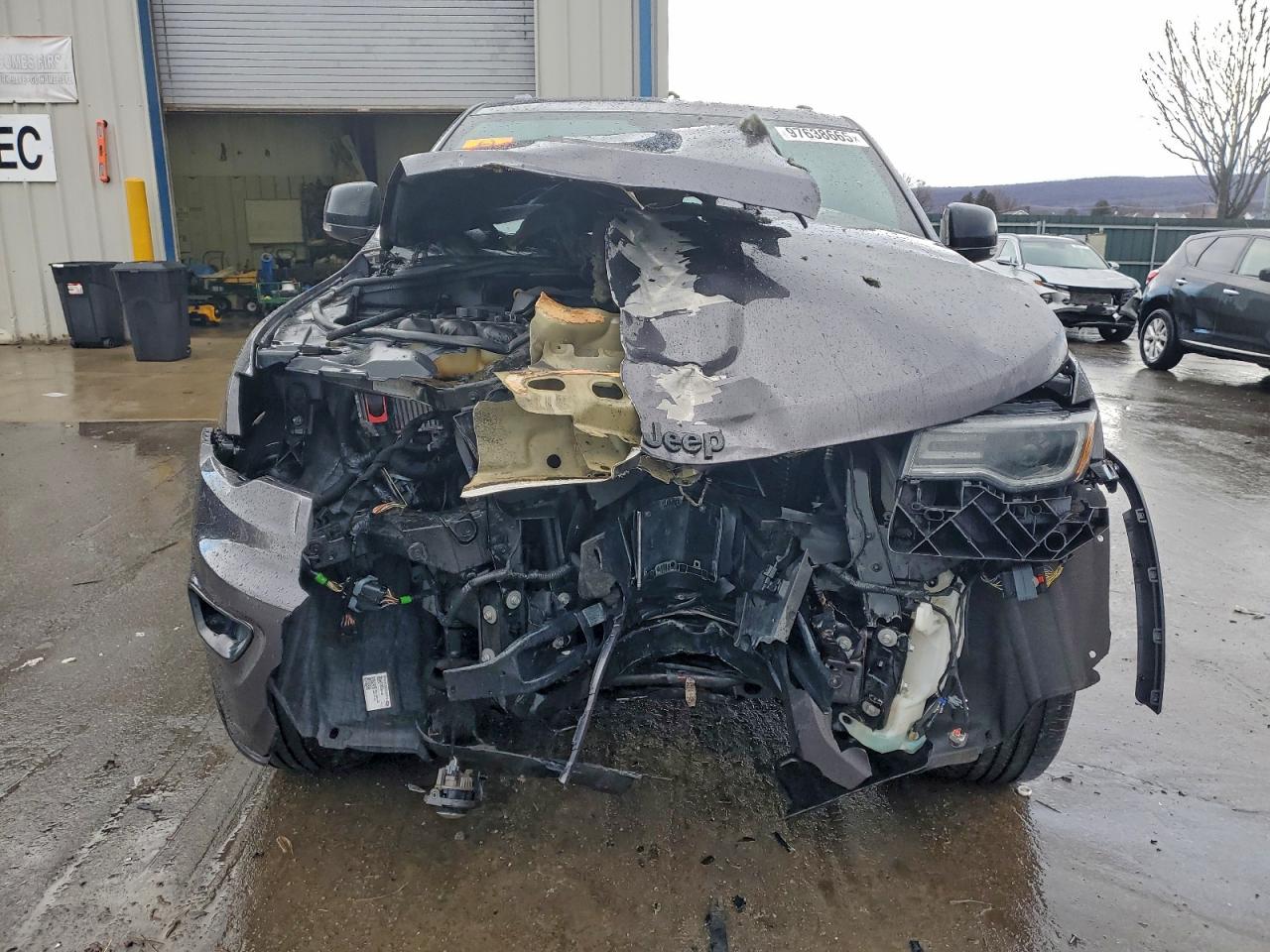 2018 JEEP GRAND CHEROKEE LIMITED photo 9