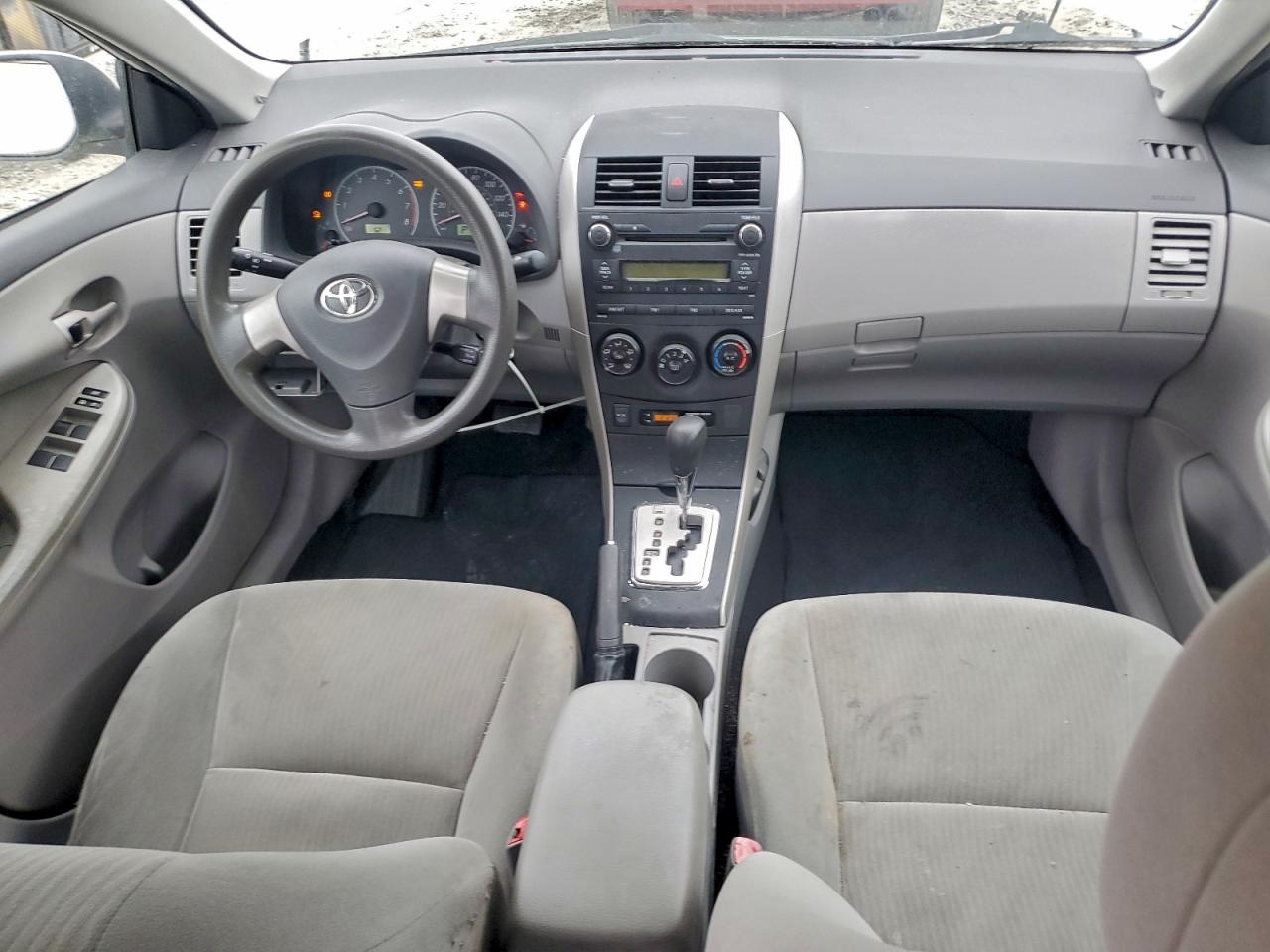 2010 TOYOTA COROLLA BASE photo 8