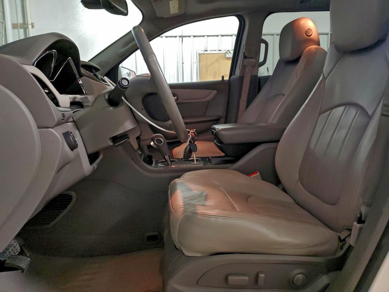 2014 CHEVROLET TRAVERSE LTZ photo 7