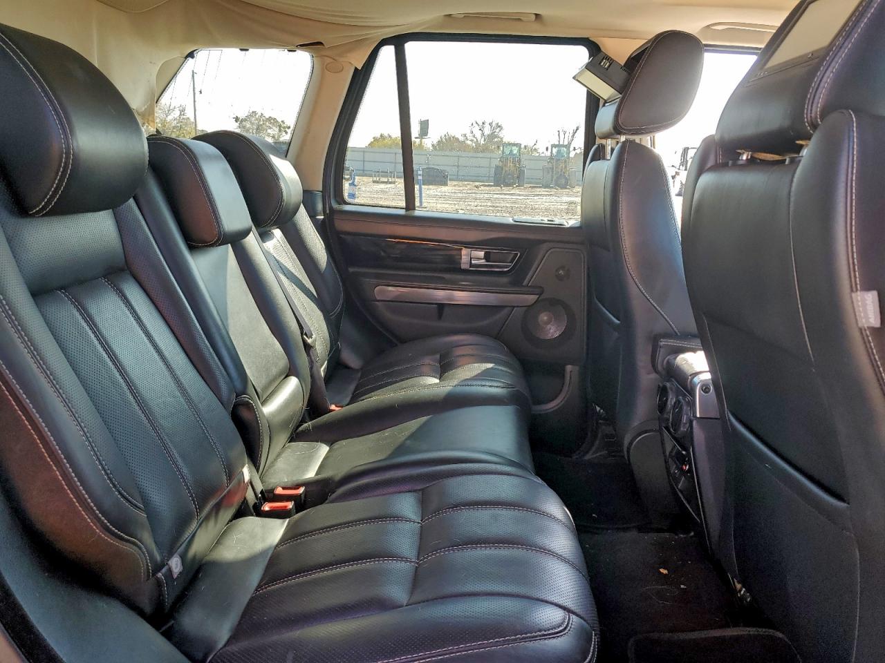 2011 LAND ROVER RANGE ROVER SPORT LUX photo 11