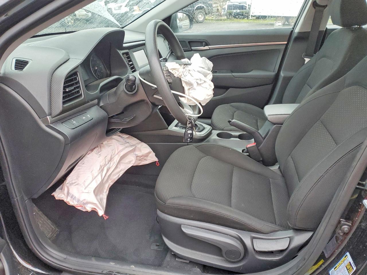 2020 HYUNDAI ELANTRA SE photo 13