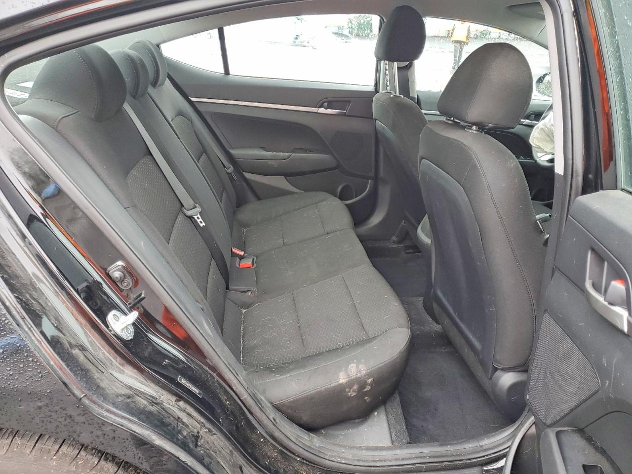 2020 HYUNDAI ELANTRA SE photo 19