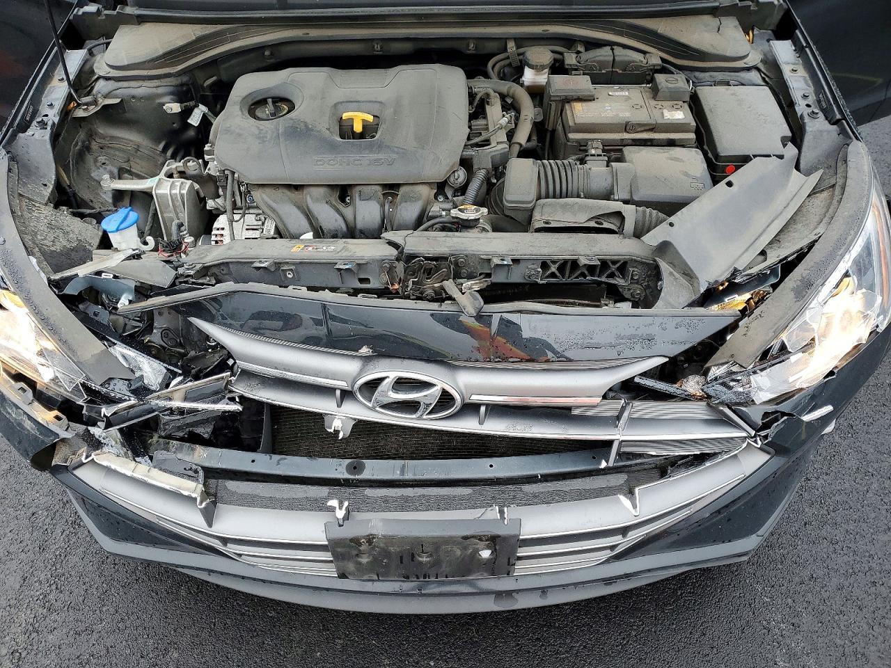 2020 HYUNDAI ELANTRA SE photo 21