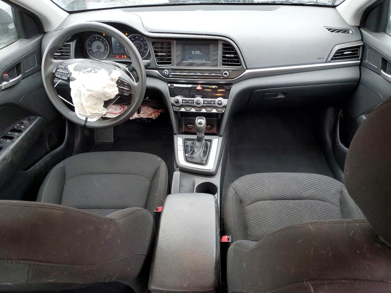 2020 HYUNDAI ELANTRA SE photo 15