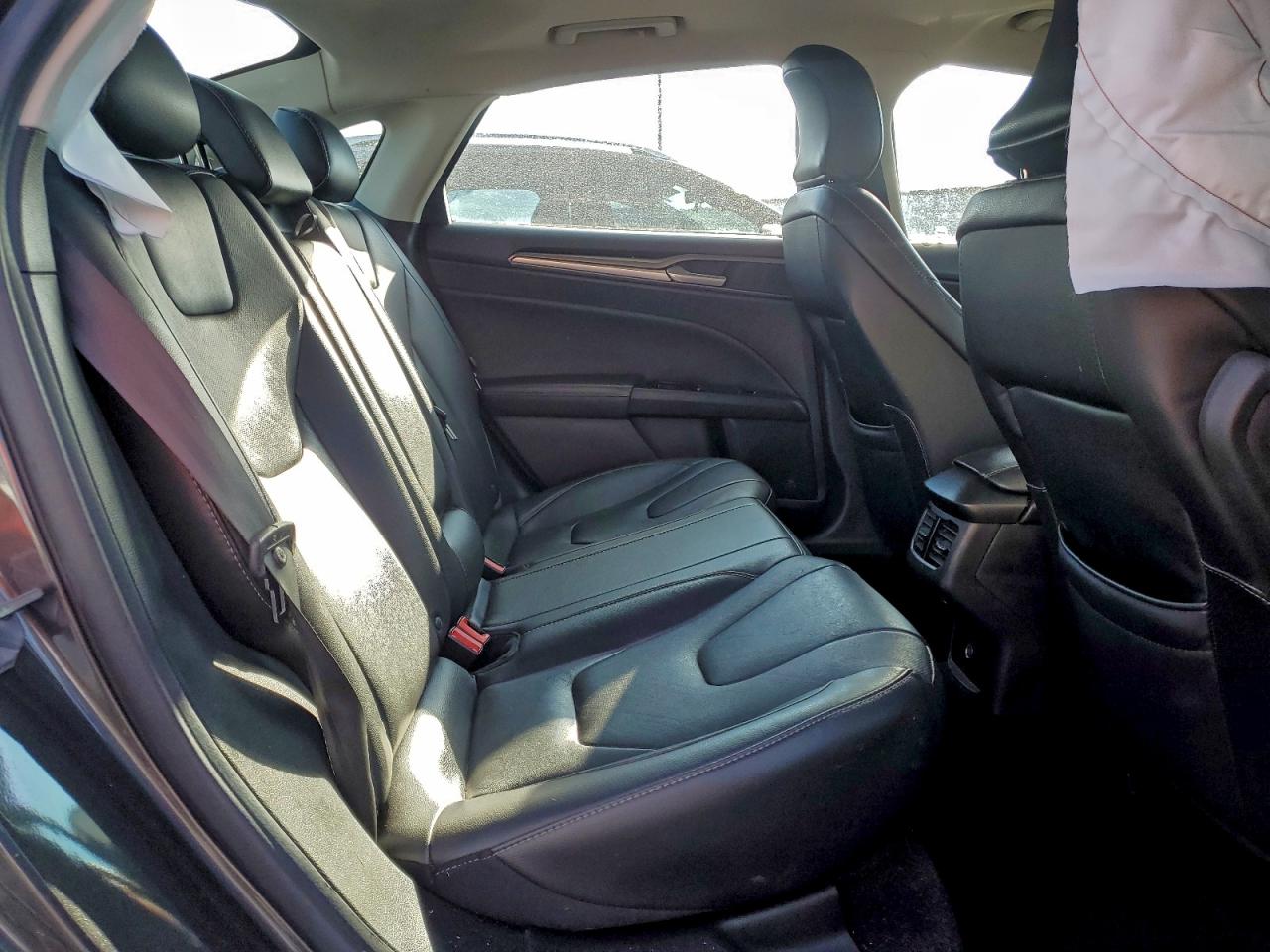 2016 FORD FUSION TITANIUM photo 28