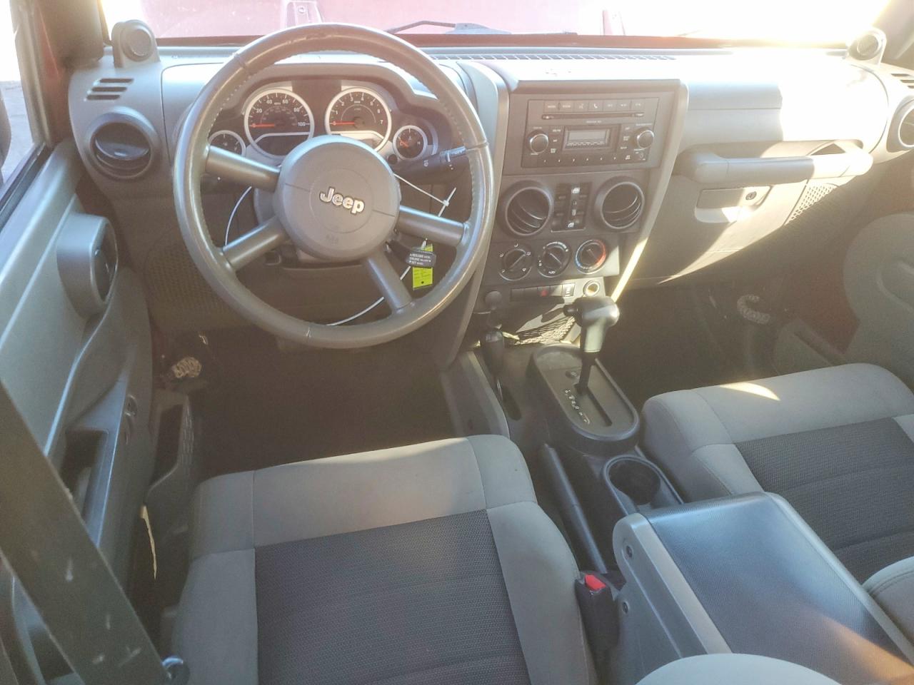 2010 JEEP WRANGLER UNLIMITED SPORT photo 8