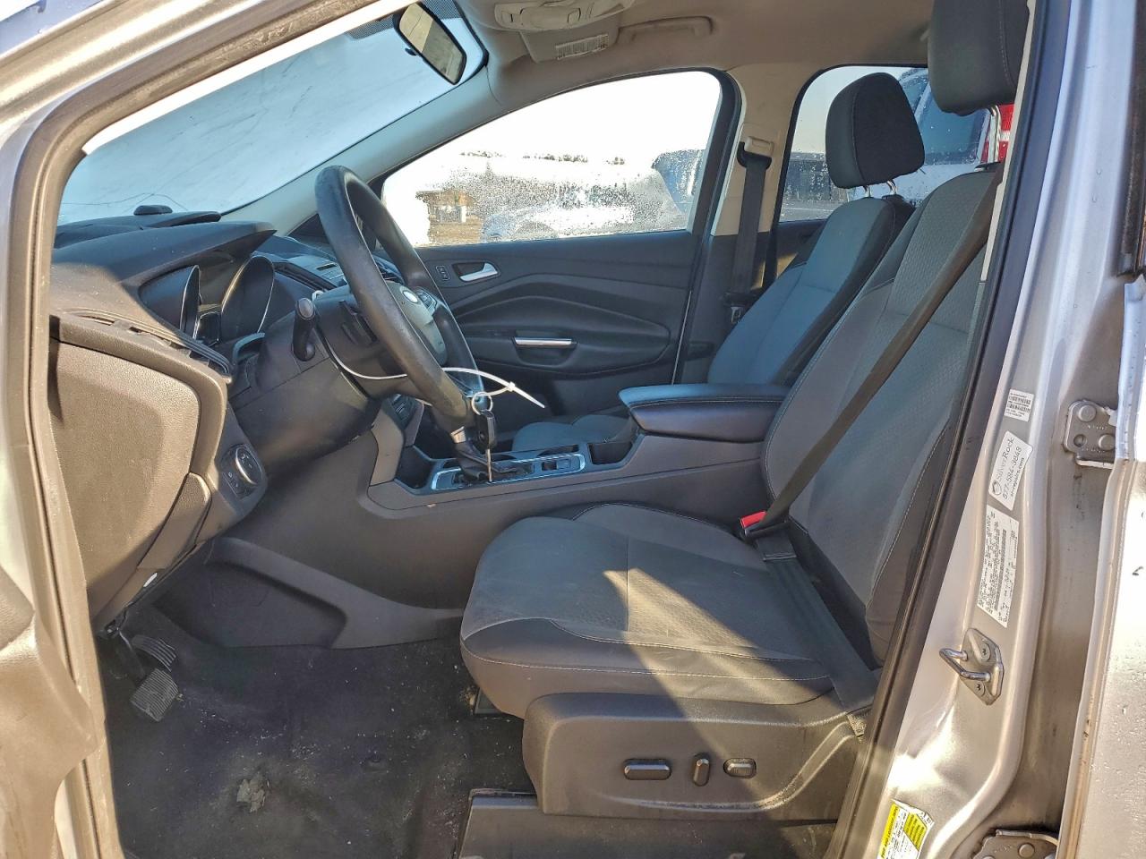 2017 FORD ESCAPE SE photo 7