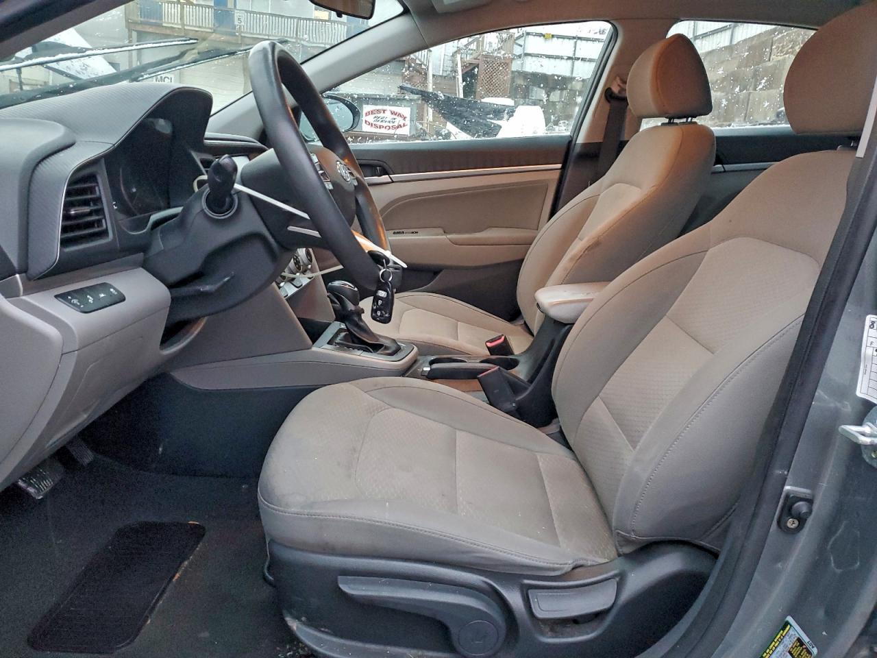 2019 HYUNDAI ELANTRA SEL photo 13