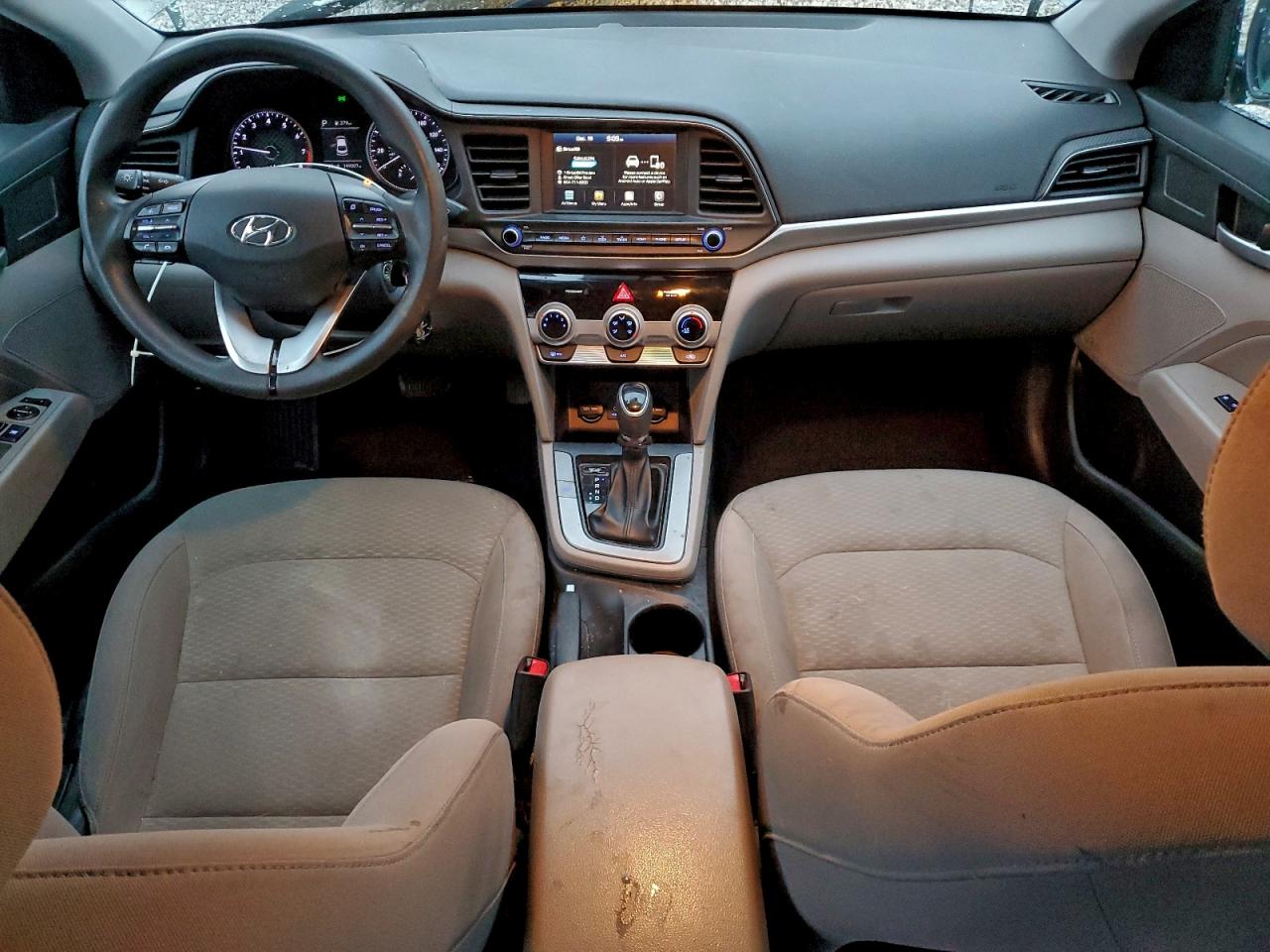 2019 HYUNDAI ELANTRA SEL photo 15