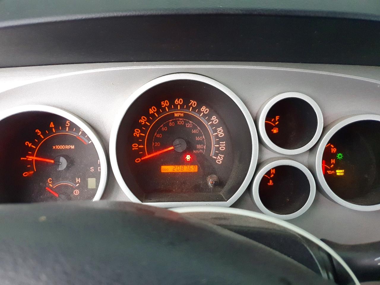 2008 TOYOTA SEQUOIA SR5 photo 17