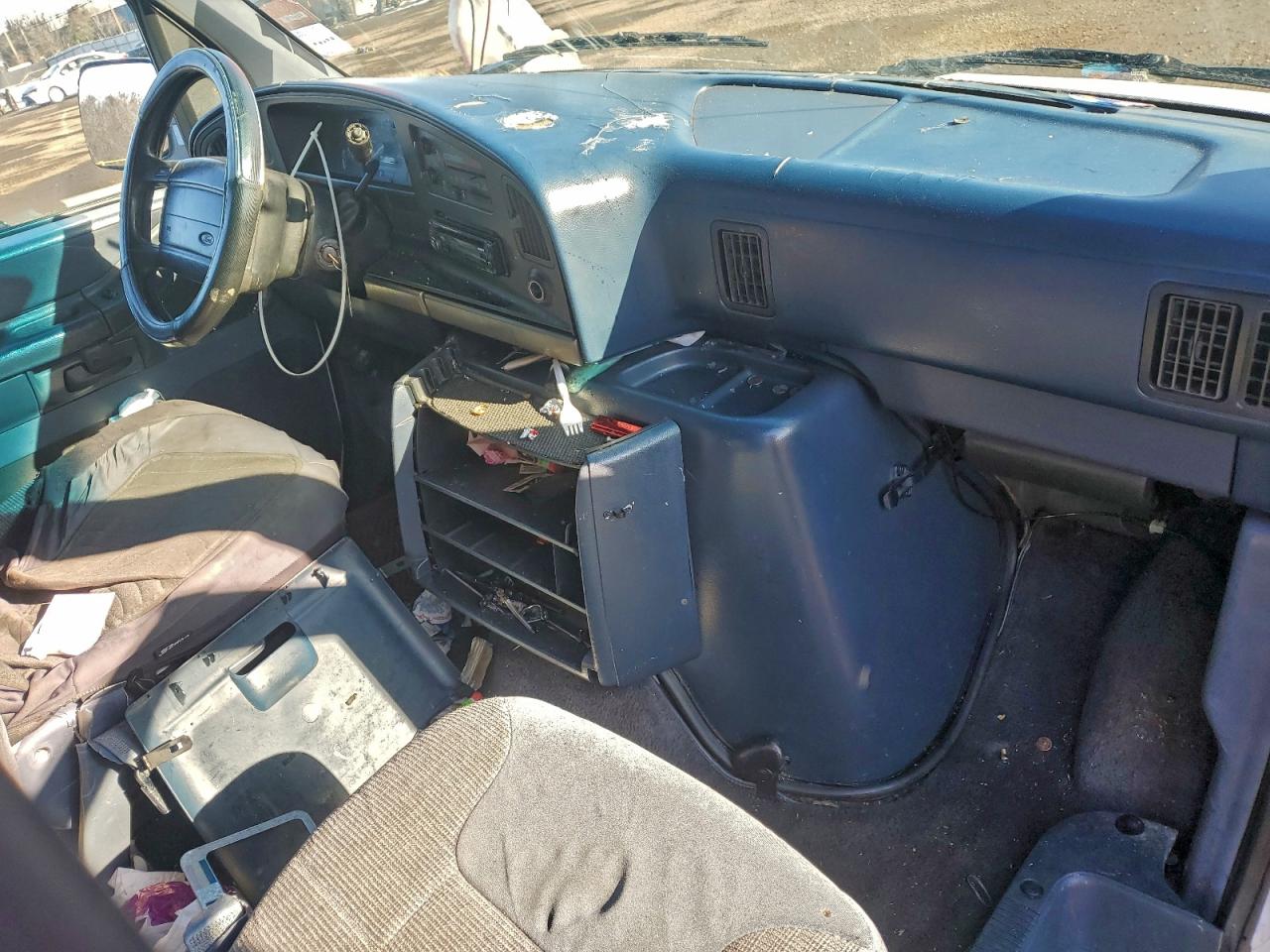 1992 FORD ECONOLINE E150 photo 8