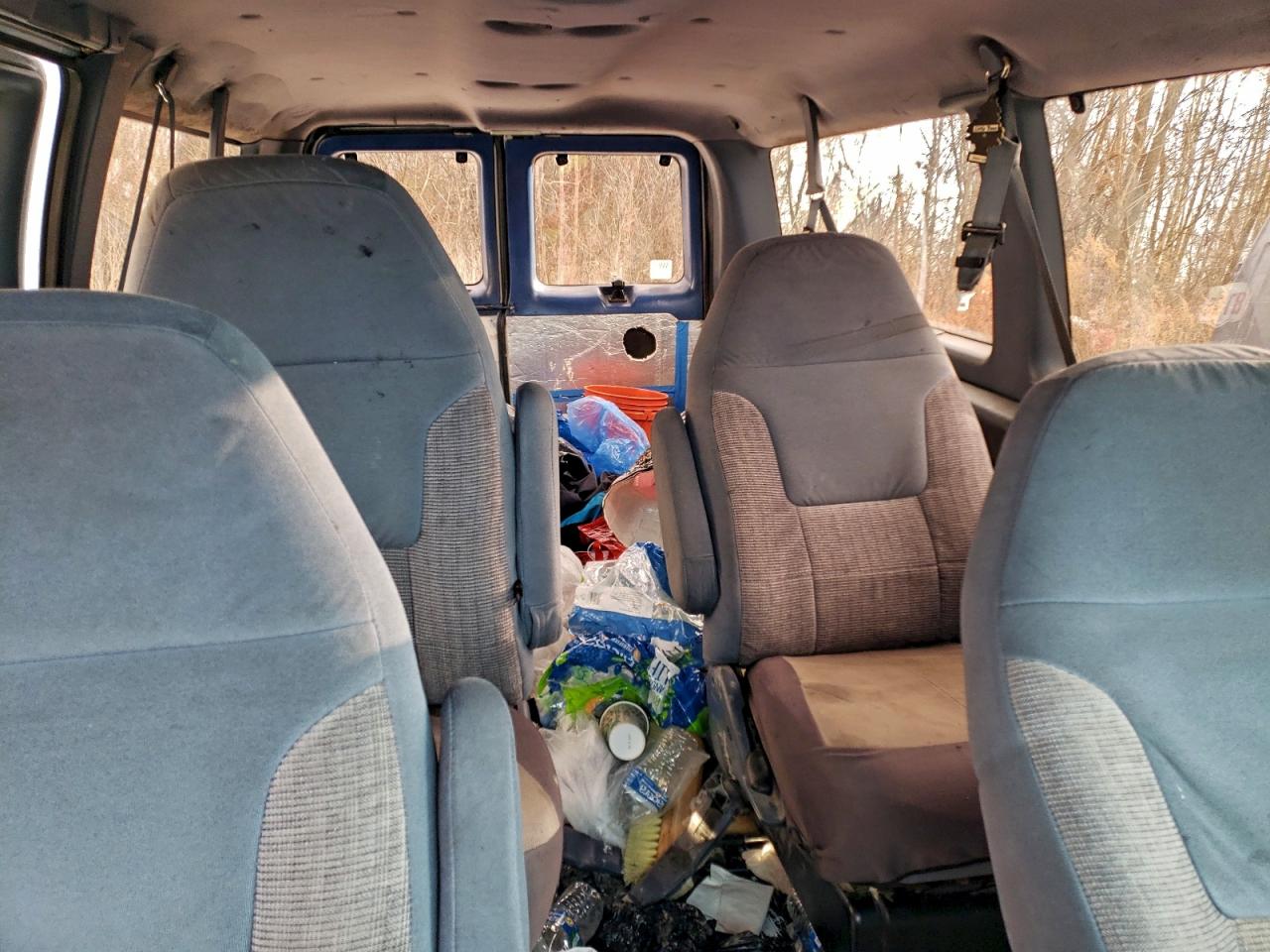 1992 FORD ECONOLINE E150 photo 10