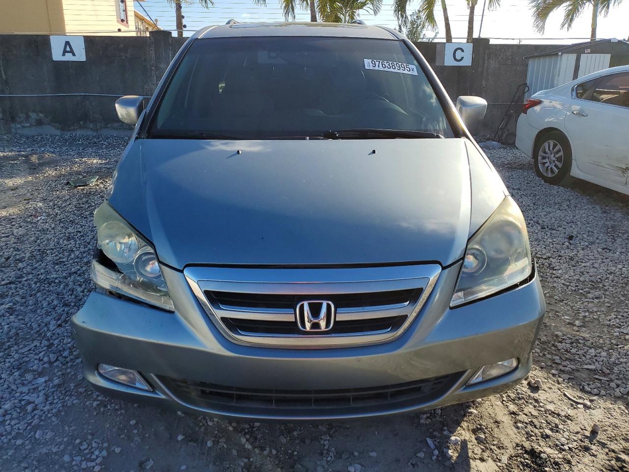 2007 HONDA ODYSSEY TOURING photo 5