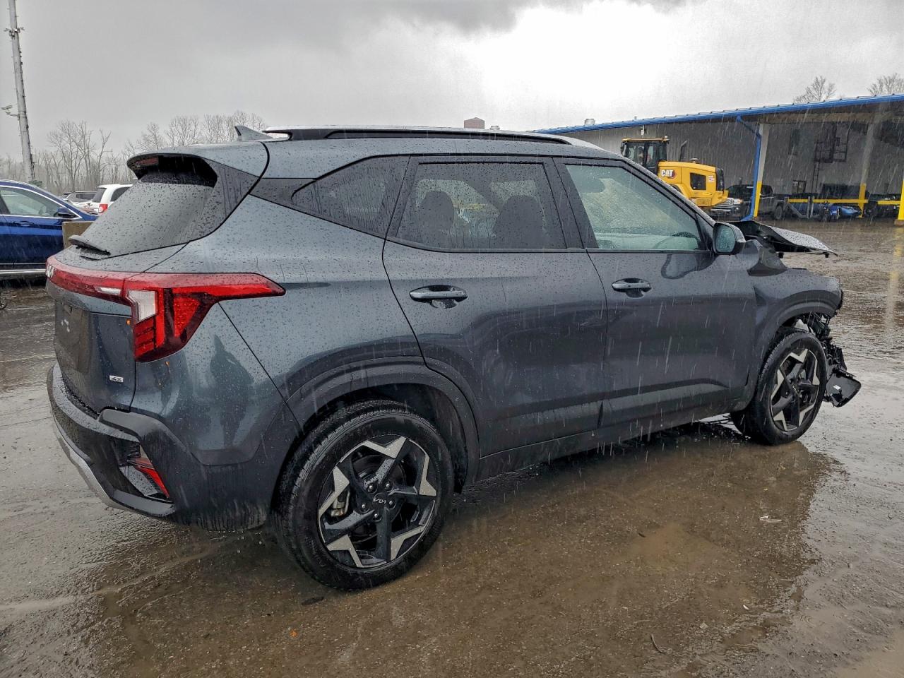 2025 KIA SELTOS S photo 3