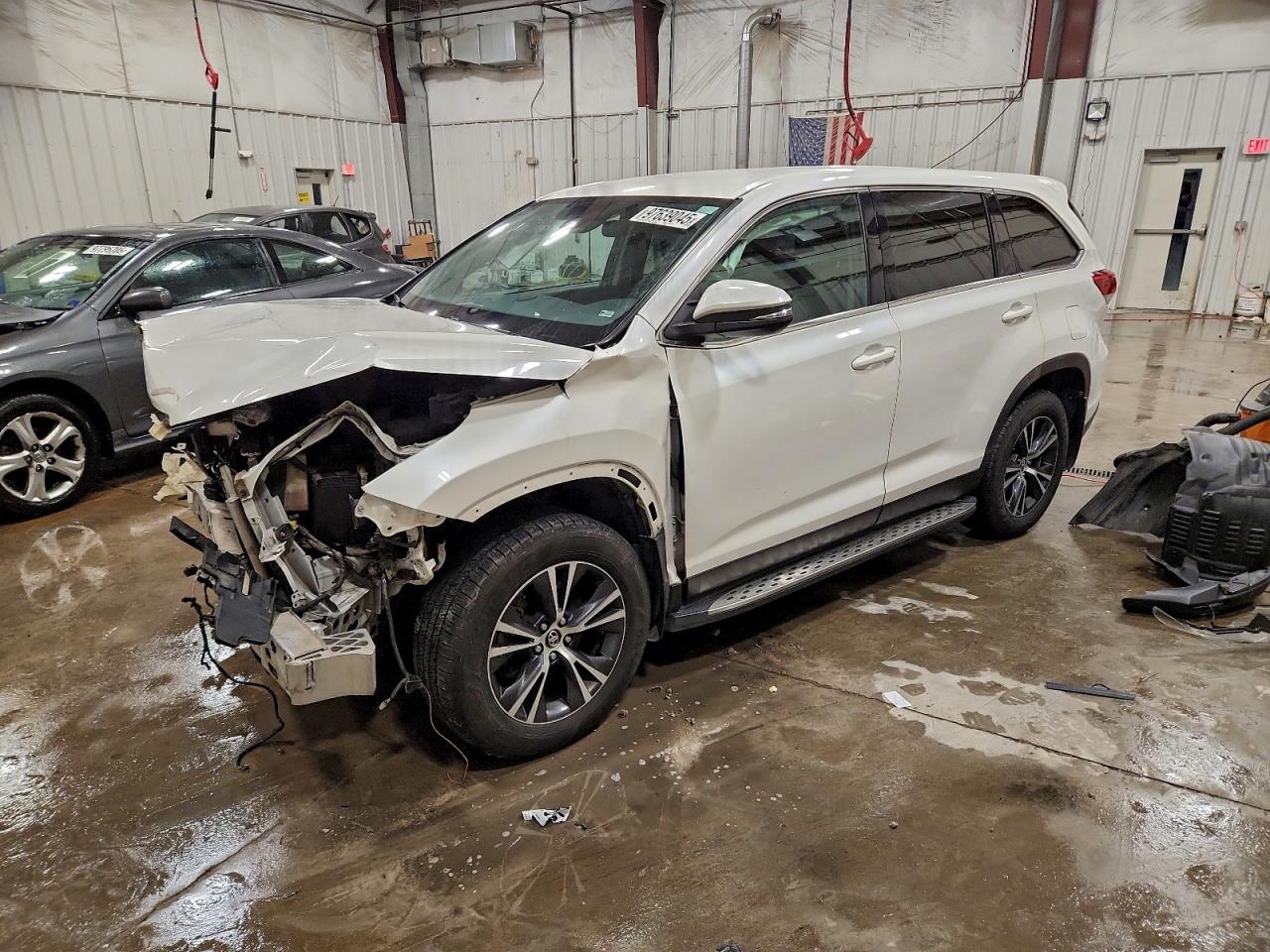 2019 TOYOTA HIGHLANDER