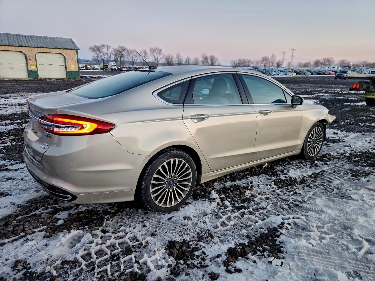 2017 FORD FUSION SE photo 3